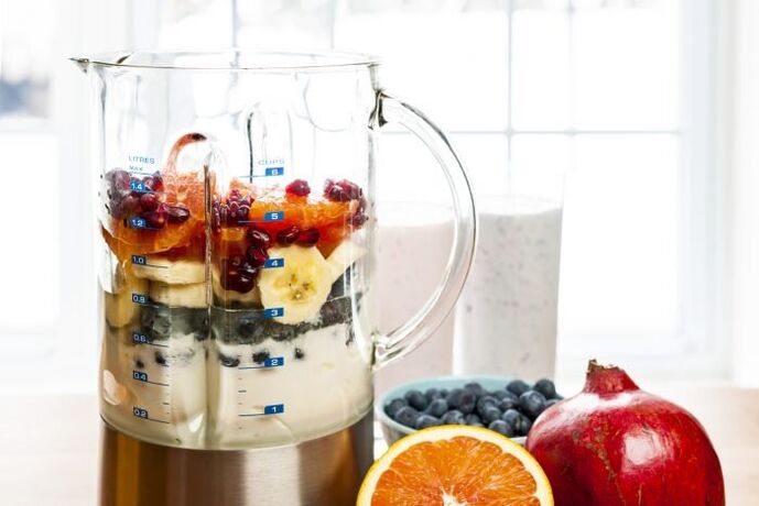 Prepare a cocktail of berries and fruits to increase potency in a short time